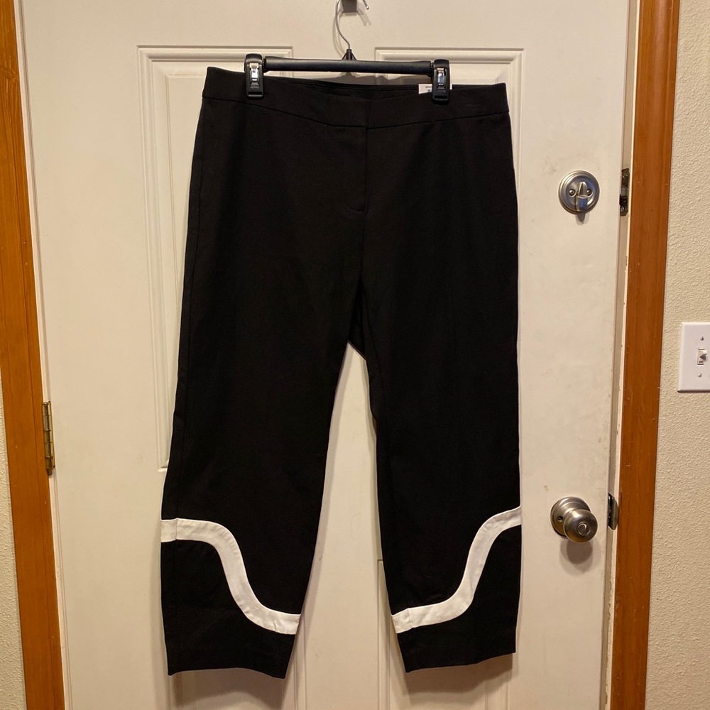 Alfani Black Comfort Waist above the ankle style size 14W